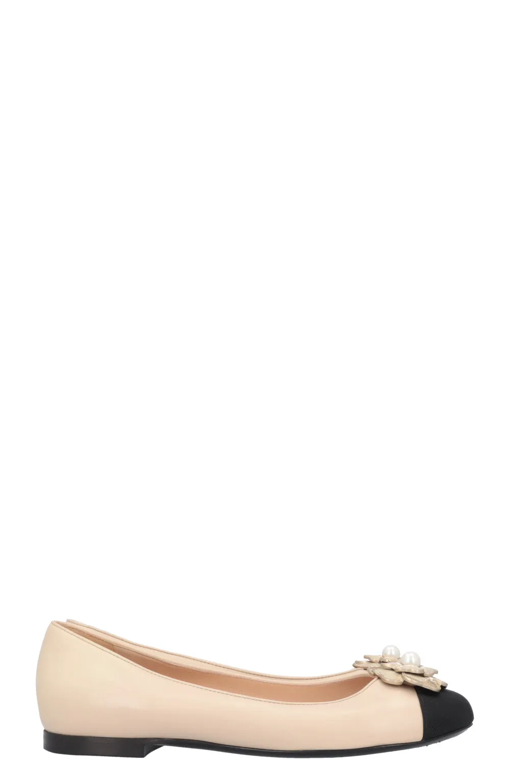 CHANEL Gripoix Camellia Ballet Flats Beige