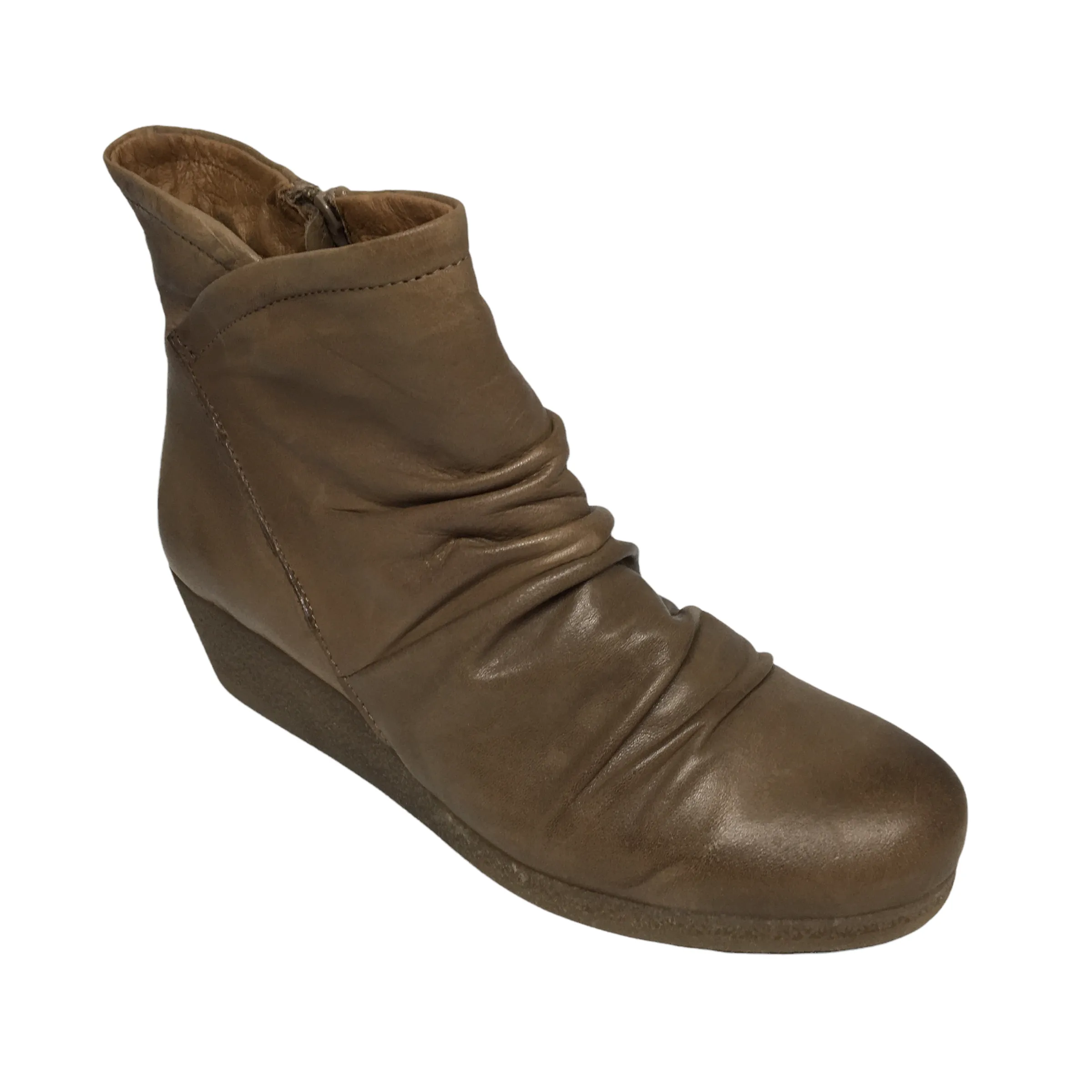 Effegie Ensa ~ Beige ~ Black ~ Leather boot