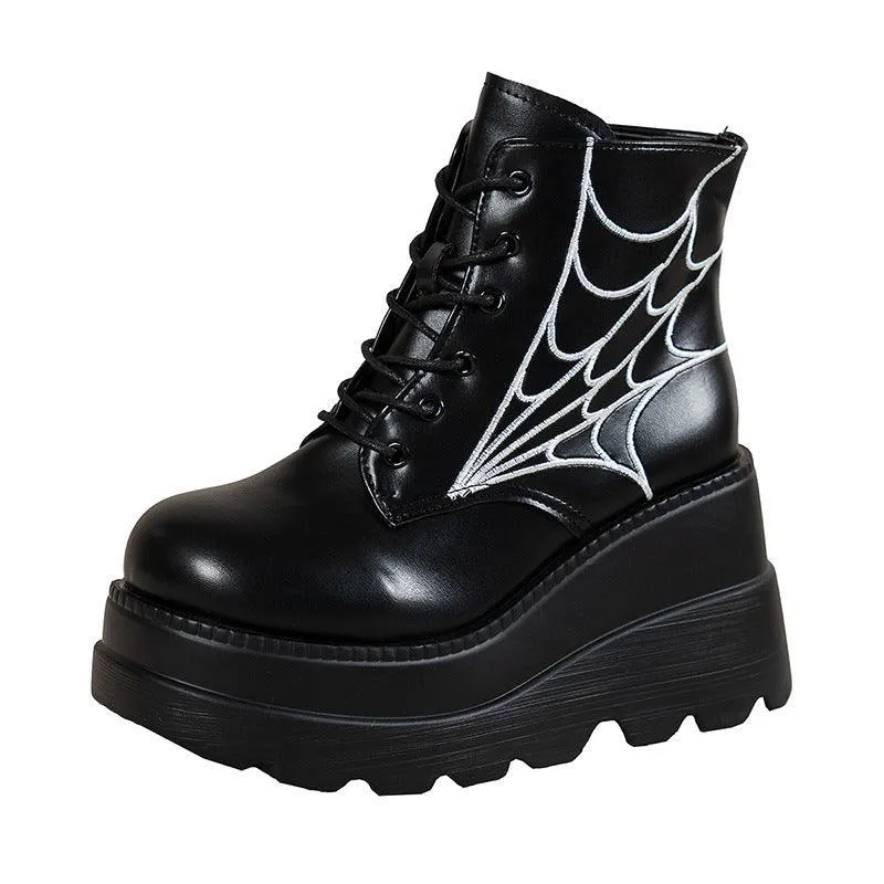 Spider Web Print Chunky Heel Boots - Women's Fashion Boots